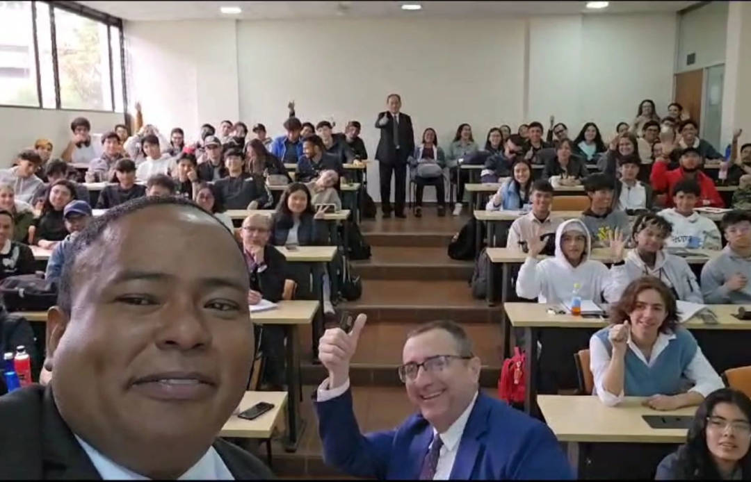 JATCELA Imparte Conferencias Magistrales en Bogotá