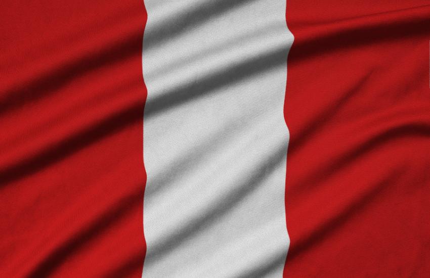 Bandera Perú